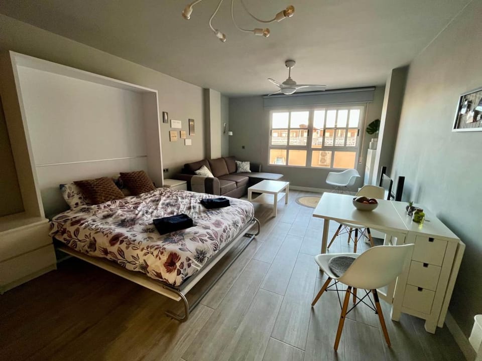 Bed, Living room, Photo of the whole room