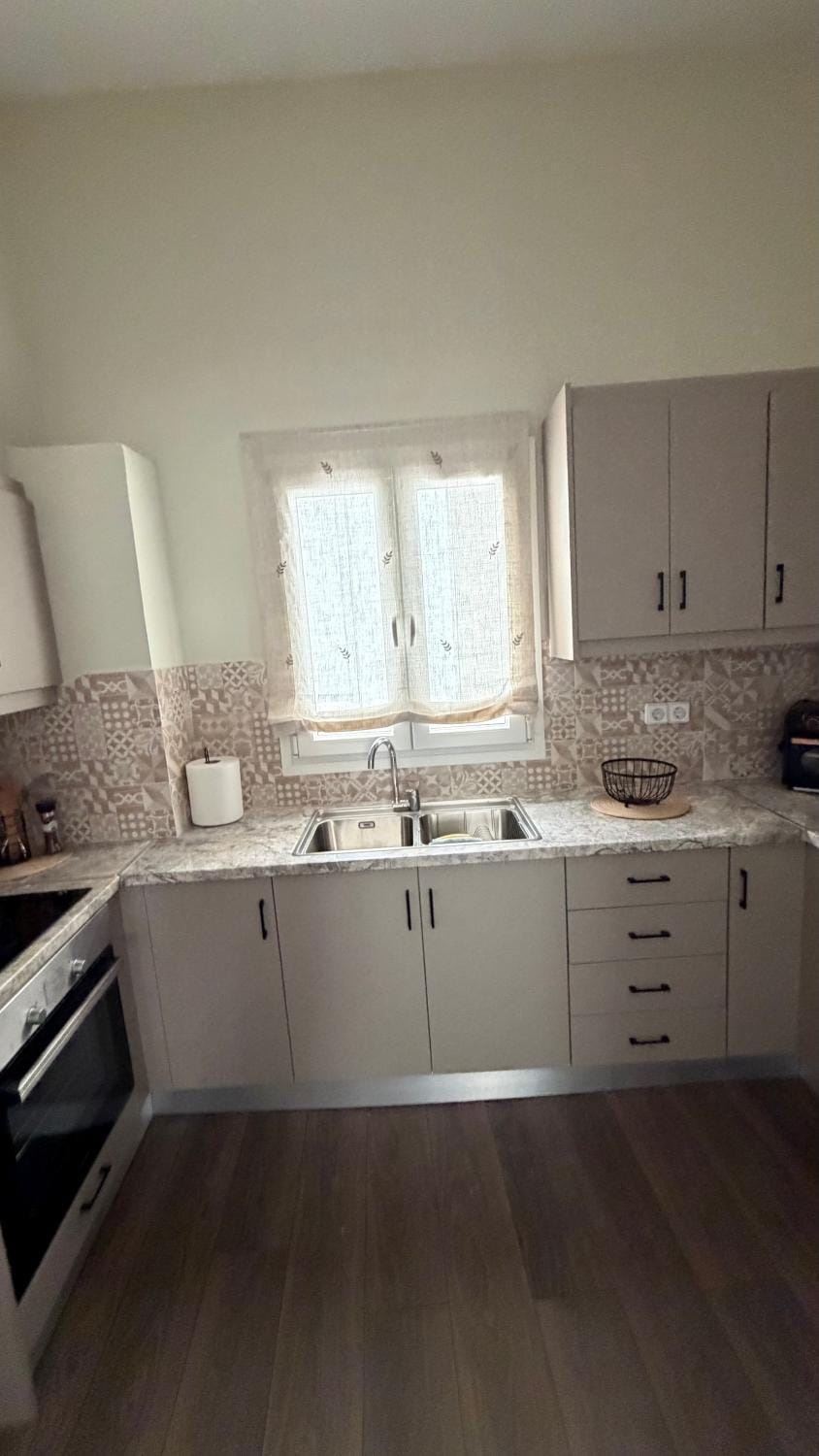 Secret-Garden Apartment in Decentralized Administration of the Aegean