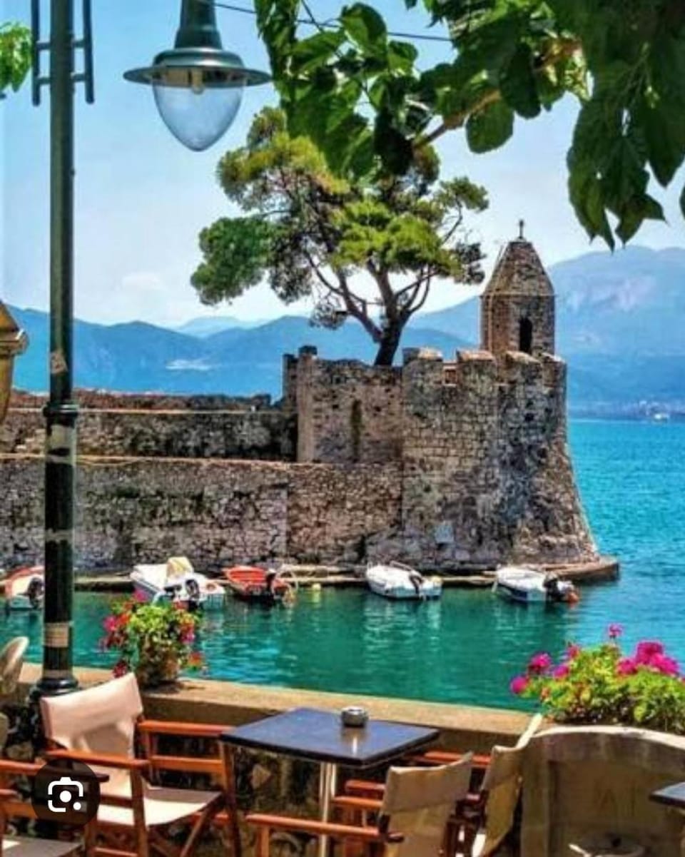 RRooms Apartment hotel in Peloponnese, Western Greece and the Ionian