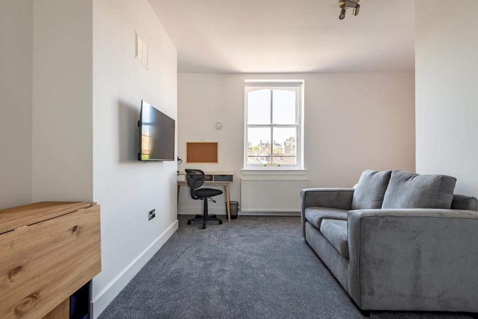Communal lounge/ TV room, Living room