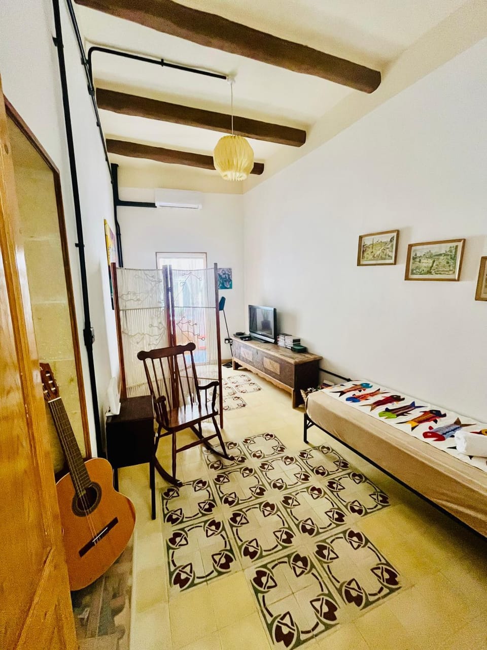 Bed, Photo of the whole room, Bedroom, wardrobe
