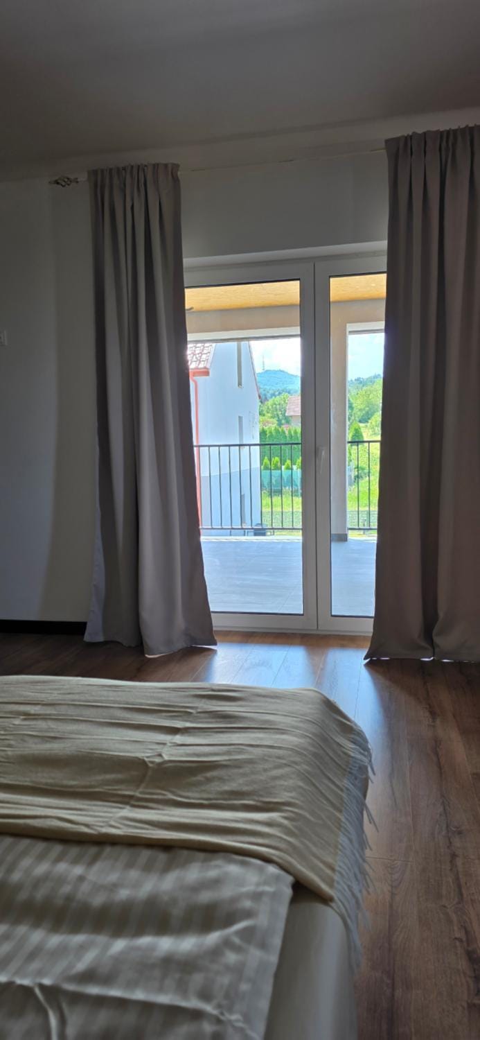 Bed, View (from property/room), Balcony/Terrace, Photo of the whole room, Bedroom