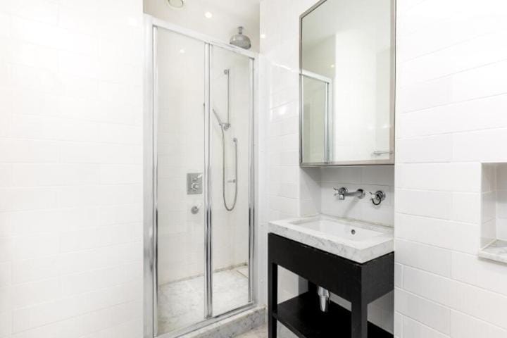 The Fitzrovia Club Apartment in London Borough of Islington