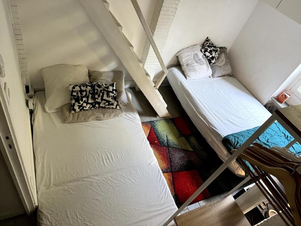 Sleeps 5 - Budget-Friendly Flat - Central and Cozy Apartment in Nice