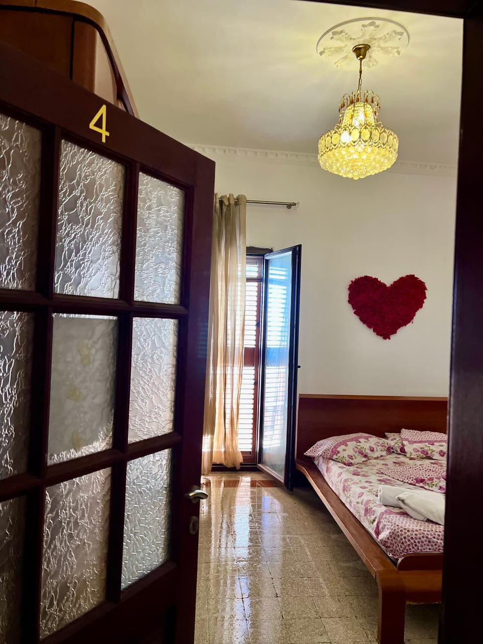 Dyrrah Rooms Central Bed and Breakfast in Tirana County, Albania