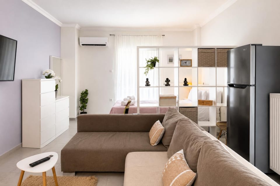 Living room, Seating area, air conditioner