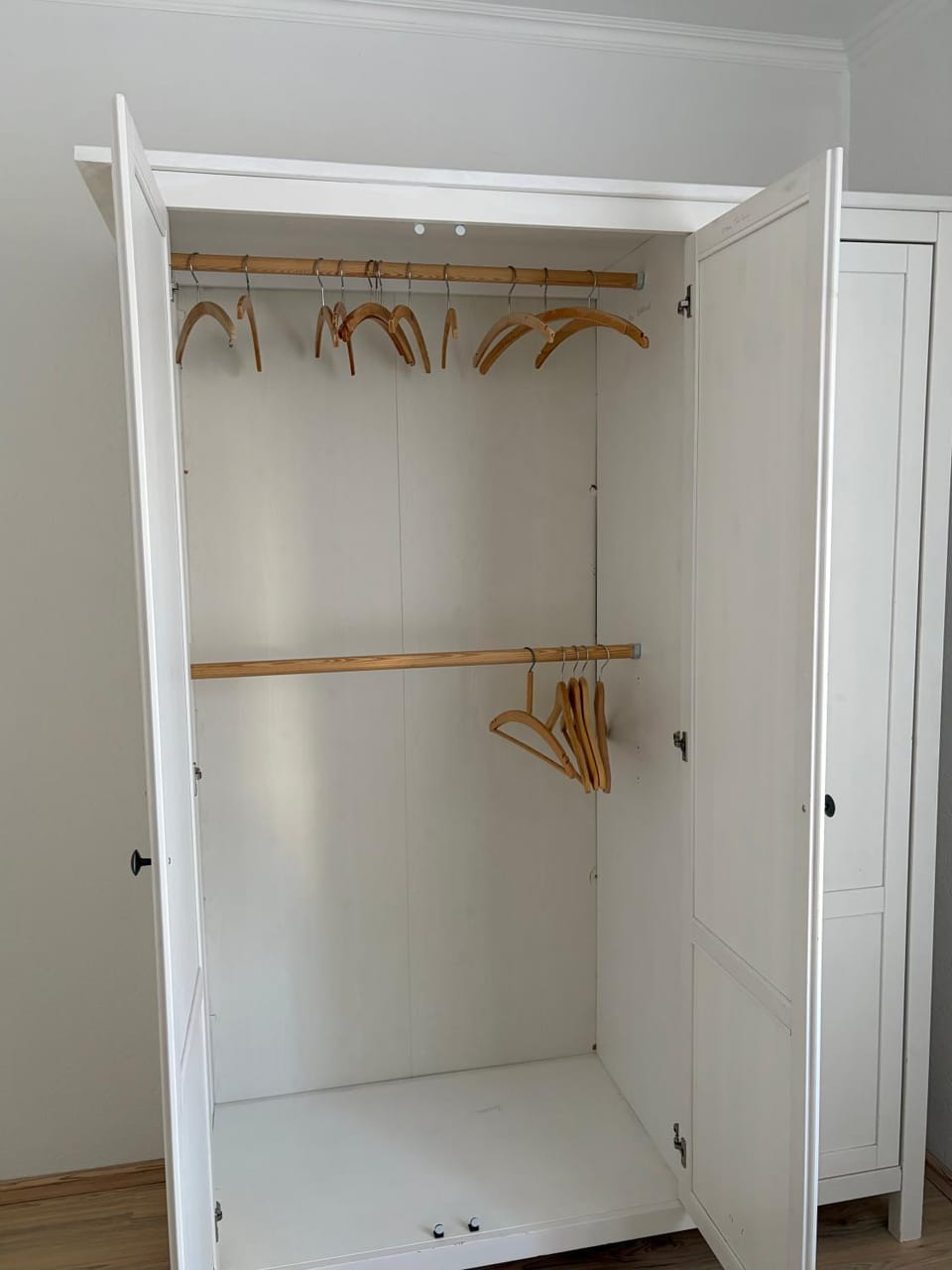 wardrobe