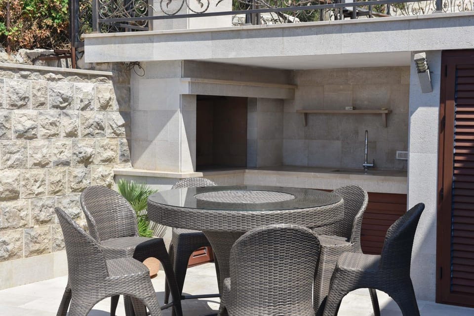villa lonaco2 Villa in Budva Municipality
