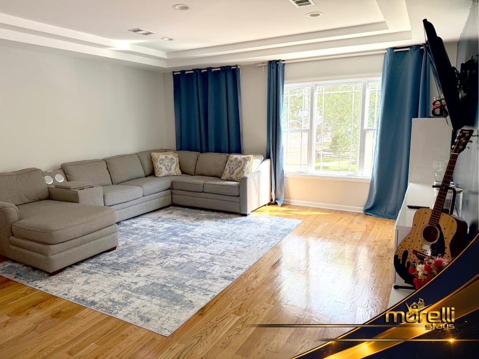 TV and multimedia, Living room, Seating area