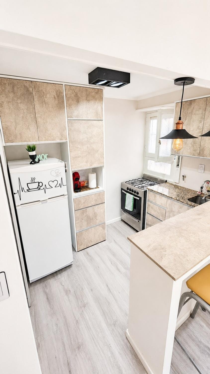 Alojamiento céntrico con WiFi y escritorio de trabajo Apartment in Mar del Plata
