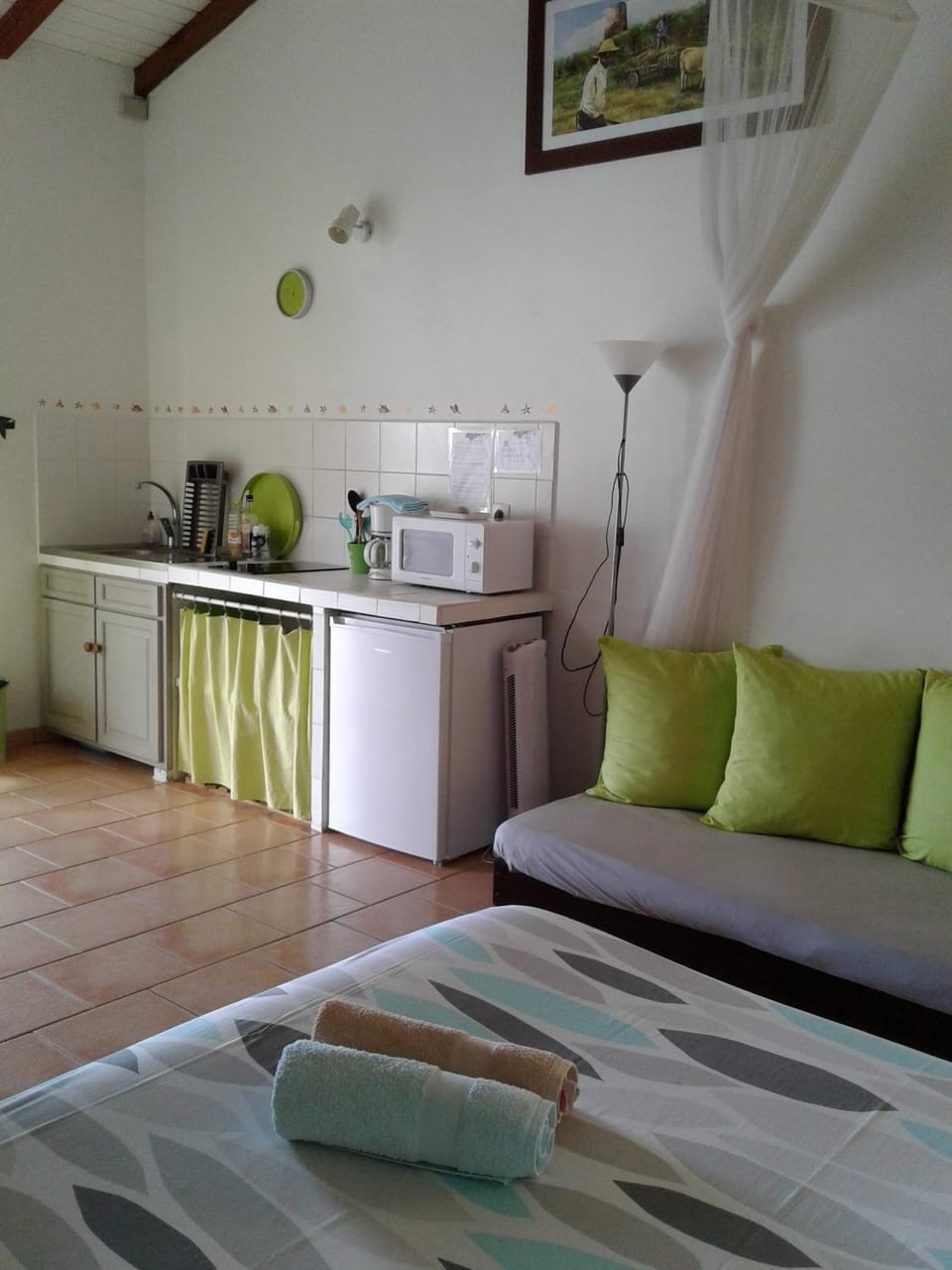 Kitchen or kitchenette
