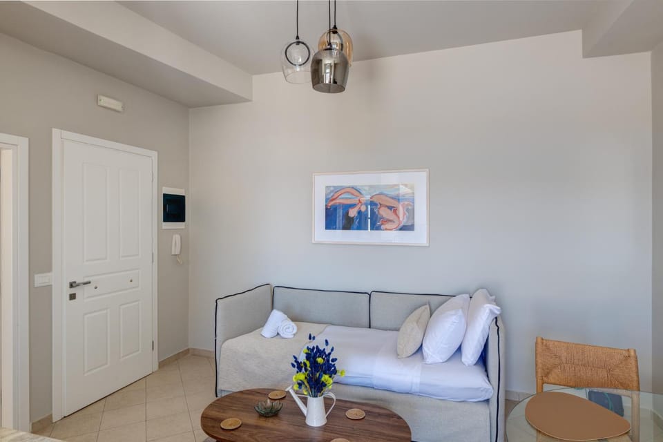 Maestro Signature Suite House in Decentralized Administration of the Aegean