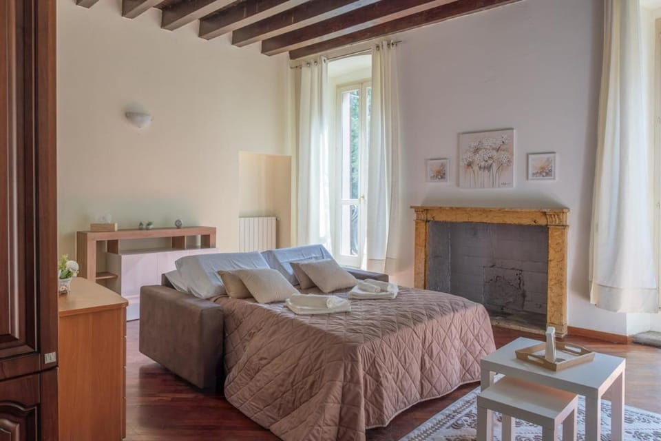 Elegante Bilocale con balcone - Centro Storico Apartment in Province of Brescia
