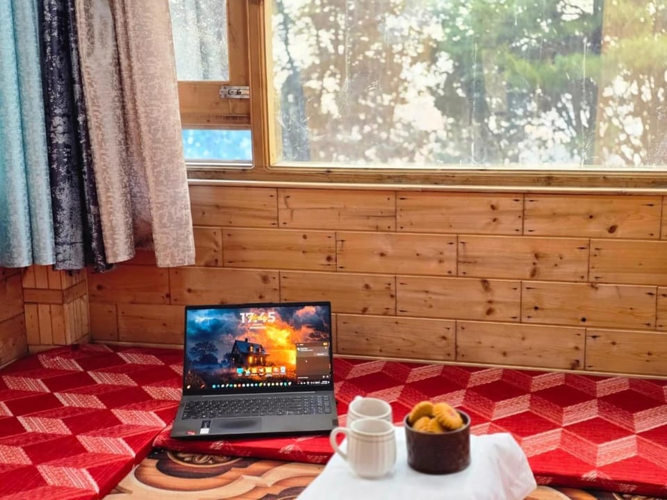 Traditional Pahadi 4 BR Villa Amazing Valley View Vacation rental in Himachal Pradesh