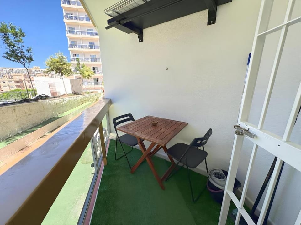Urban Peace - downtown - pool - private terrace Apartment in Torremolinos