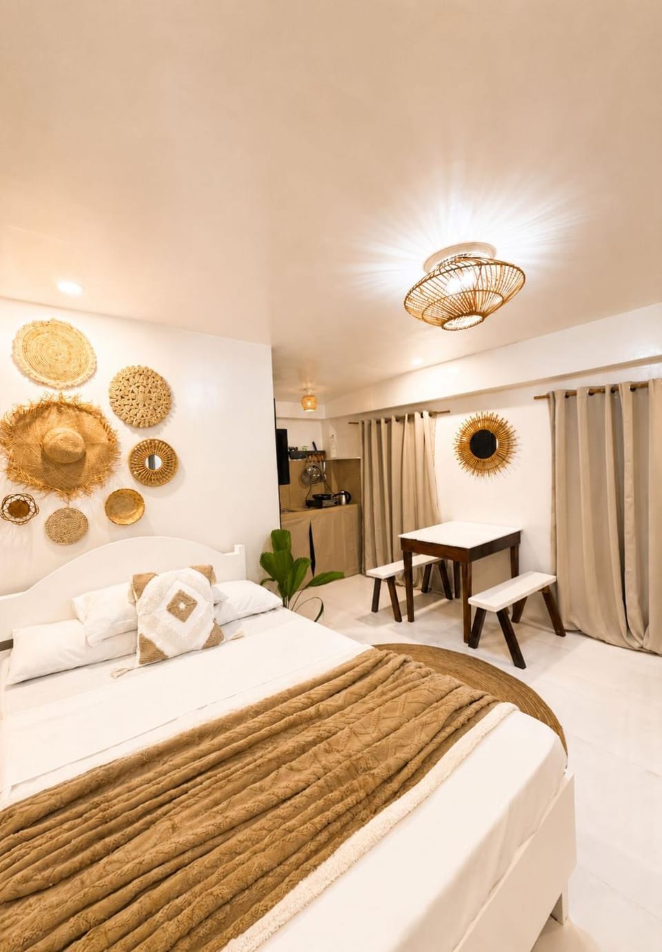 Kitchen or kitchenette, Photo of the whole room, Bedroom