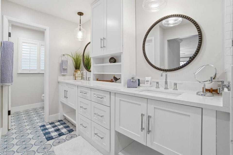 Barefoot Beach Cottage House in Marco Island