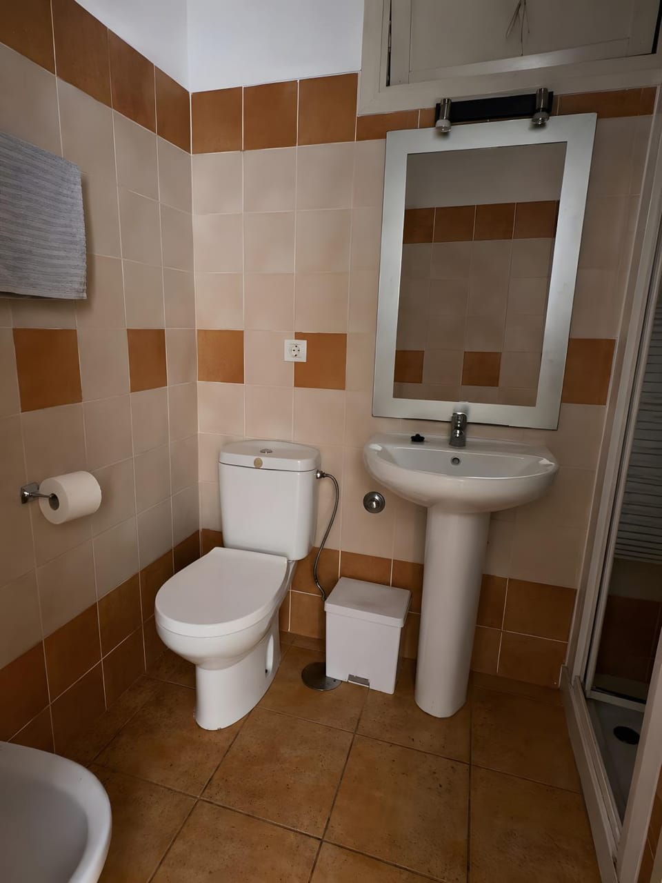 Bathroom, Living room