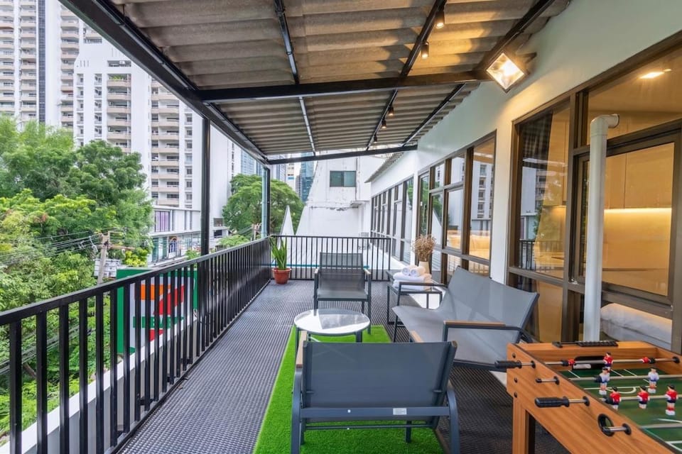 Property building, Balcony/Terrace
