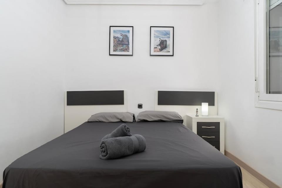 Orleans - 3 Bedrooms - Open Kitchen Apartment in San Sebastian