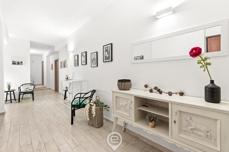Estay - La camera chiara - Elegant Suites Bed and Breakfast in Alghero