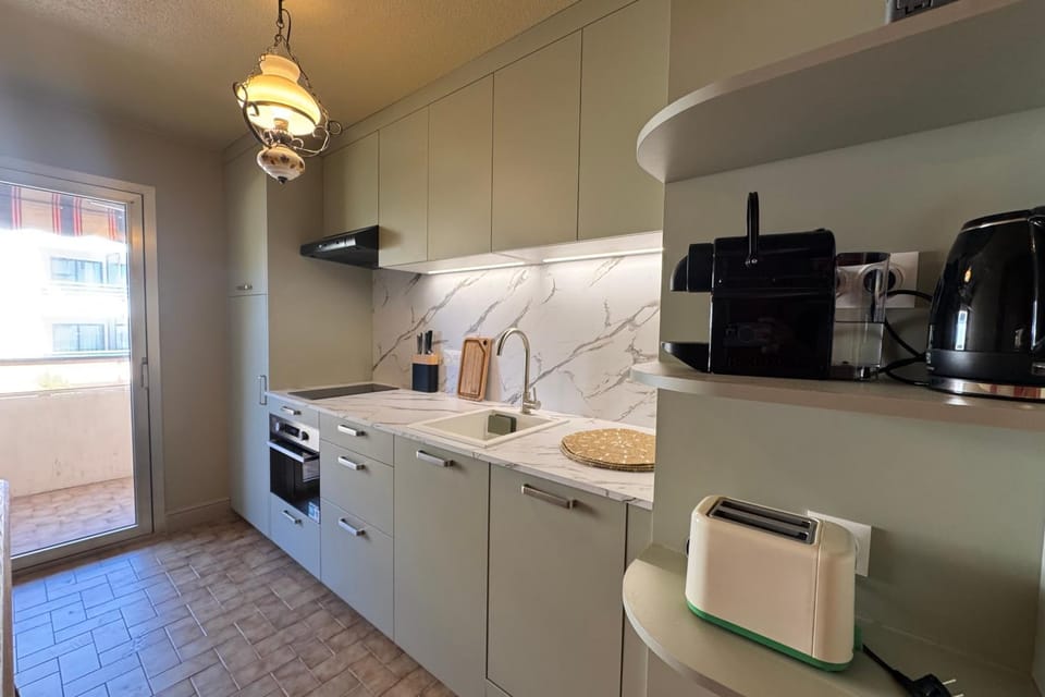 Le Bel Air - City centre - Parking - AC - Wi-Fi Apartment in Cannes