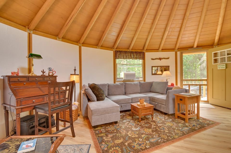 Unique Yurt Cabin Experience in Woods w/ Hot Tub Cabin in Long Lake