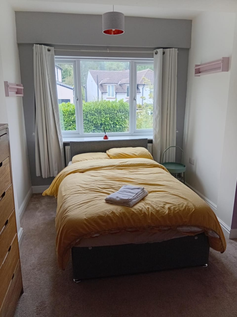 Aloe House 3 Bed holiday House House in Sheffield