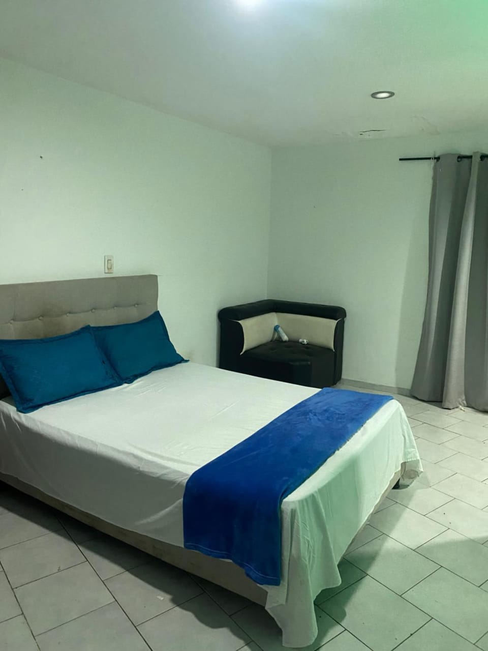 Hospedaje plan A y B Bed and Breakfast in Cali