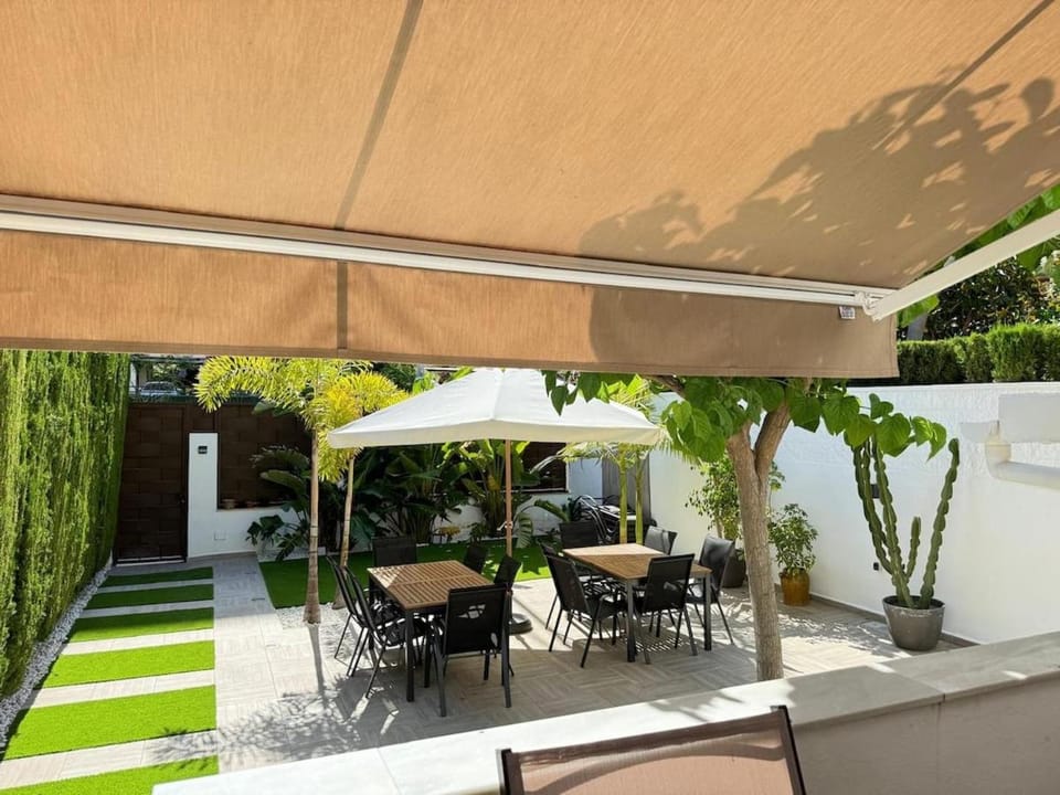 Jardín La Casita del Mar Apartment in Alicante