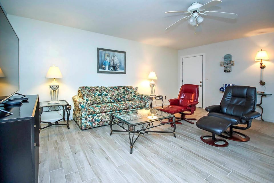 Sanibel Arms West B7 House in Sanibel Island