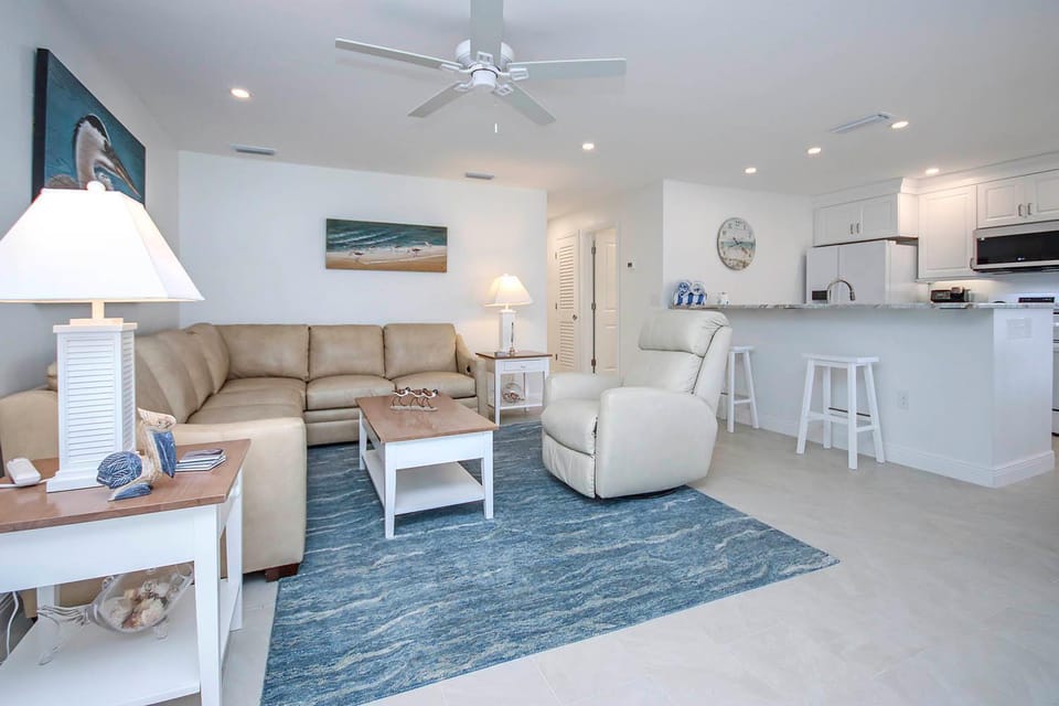 Sanibel Arms West G4 House in Sanibel Island