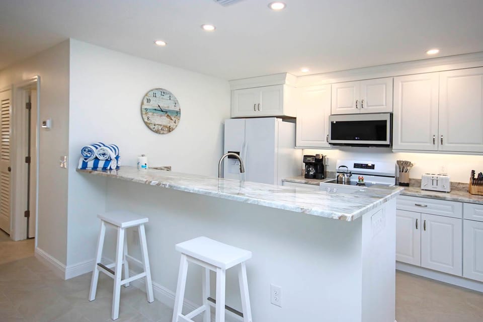 Sanibel Arms West G4 House in Sanibel Island