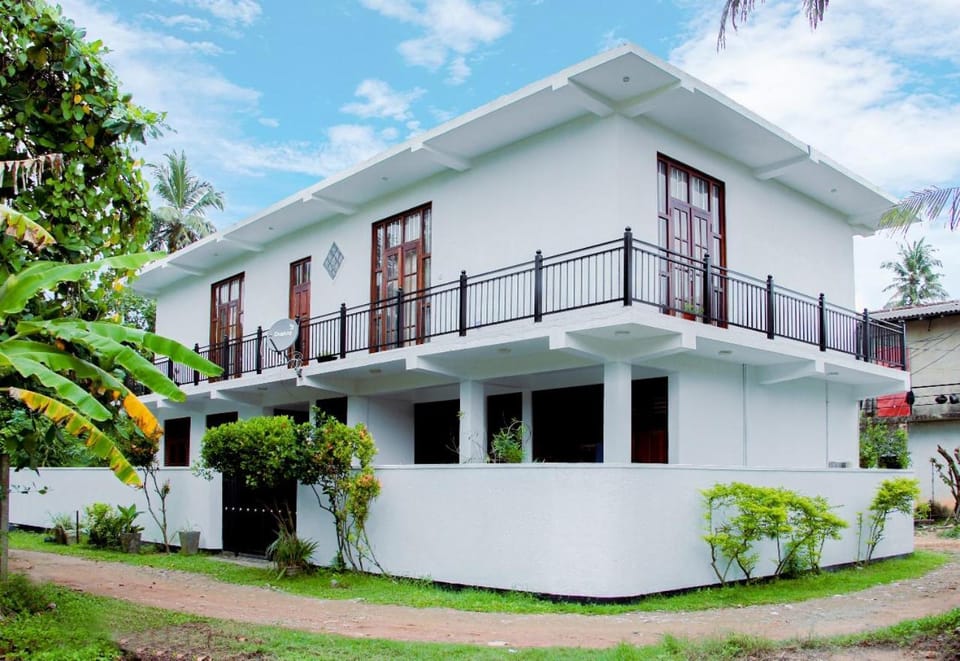 Sun rusiru vila Apartment in Ahangama