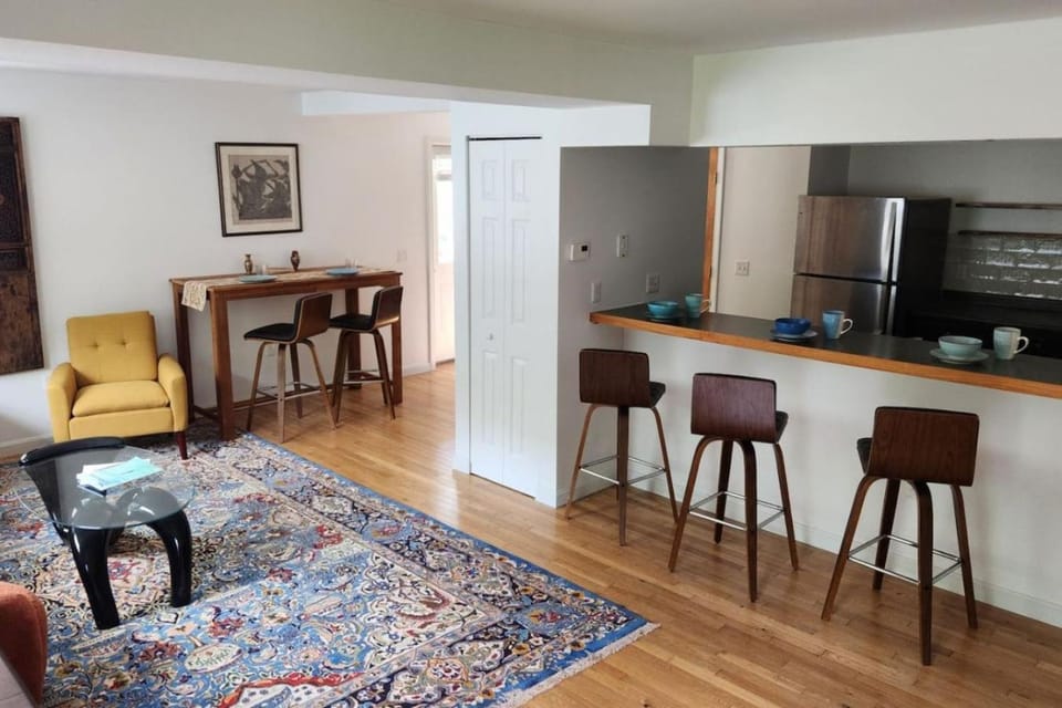 Shelburne Falls on Main Bed and Breakfast in Shelburne Falls