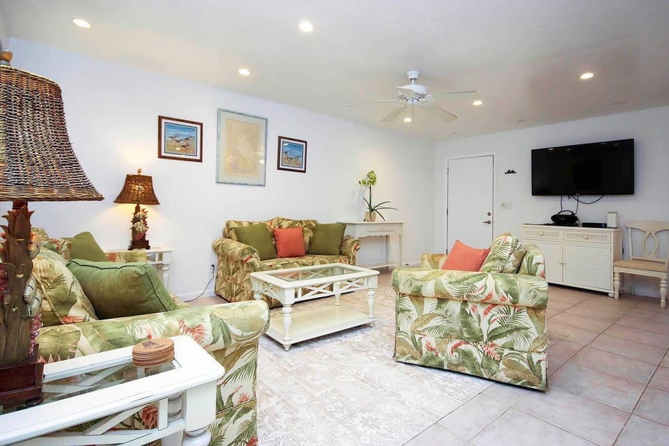 Sanibel Arms West M7 House in Sanibel Island