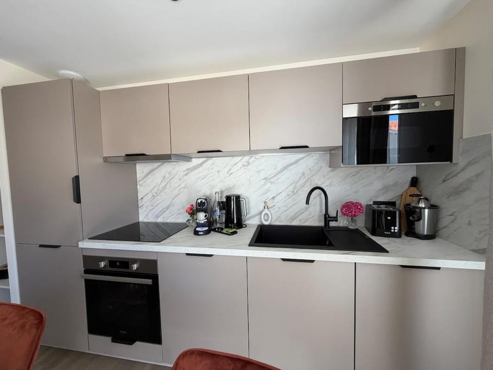 Marathi Signature Spa privatif Parking Clim Centre -ville Apartment in Parentis-en-Born