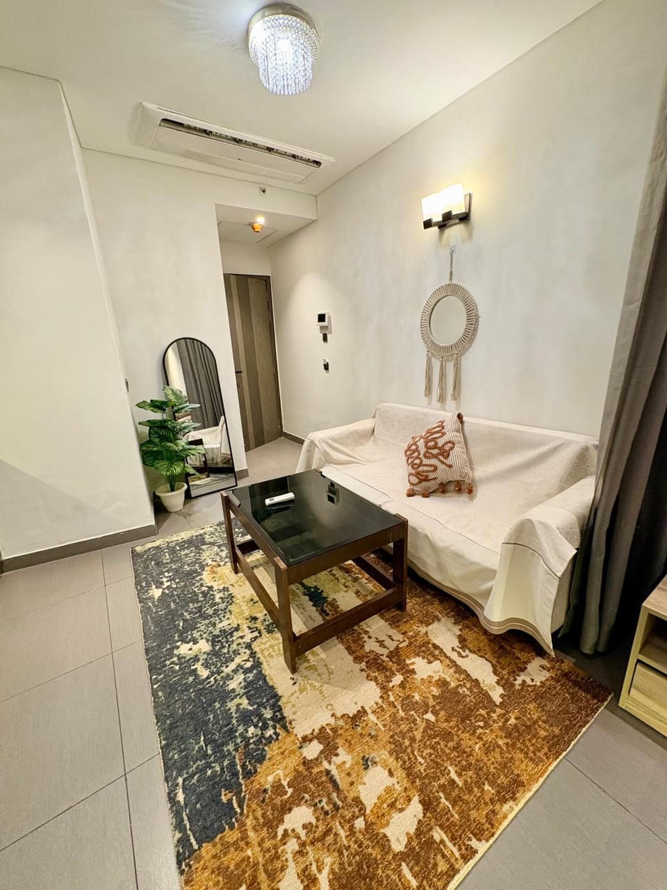 The Whispering palms Studio Supernova Apartment in Noida