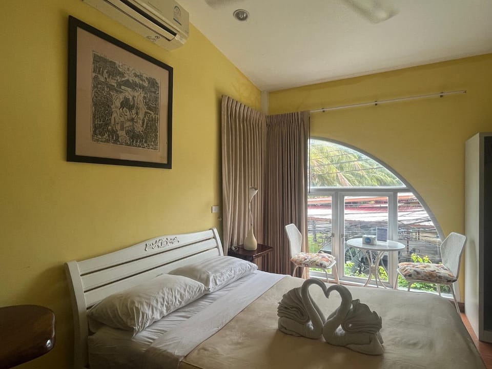 Phuket Paradiso Bed and Breakfast in Chalong
