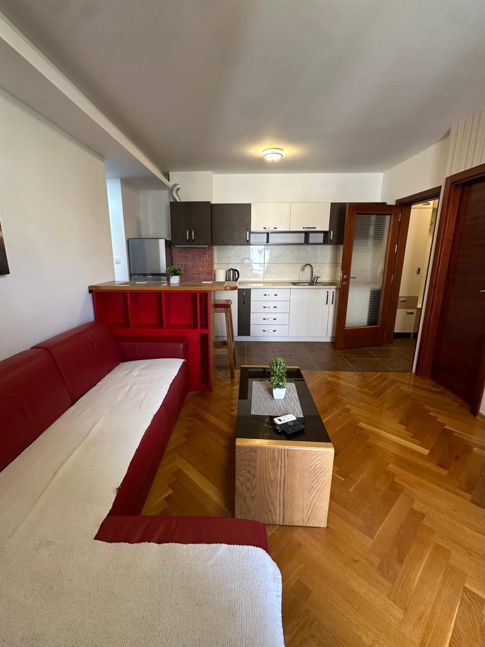 Living room, Dining area, kitchen