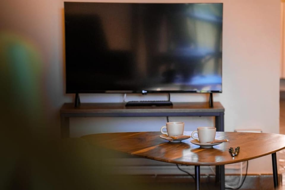 Communal lounge/ TV room, TV and multimedia, Evening entertainment