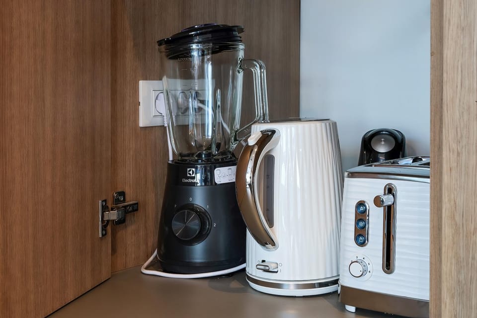 Coffee/tea facilities, Kitchen or kitchenette