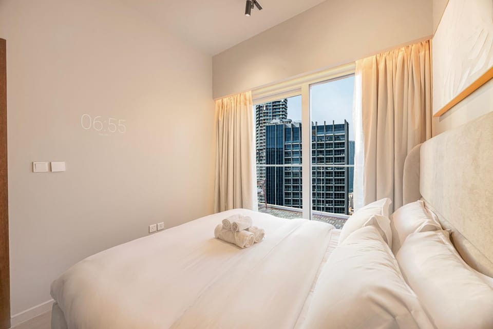 RentUp Vera Residences Apartment in Dubai