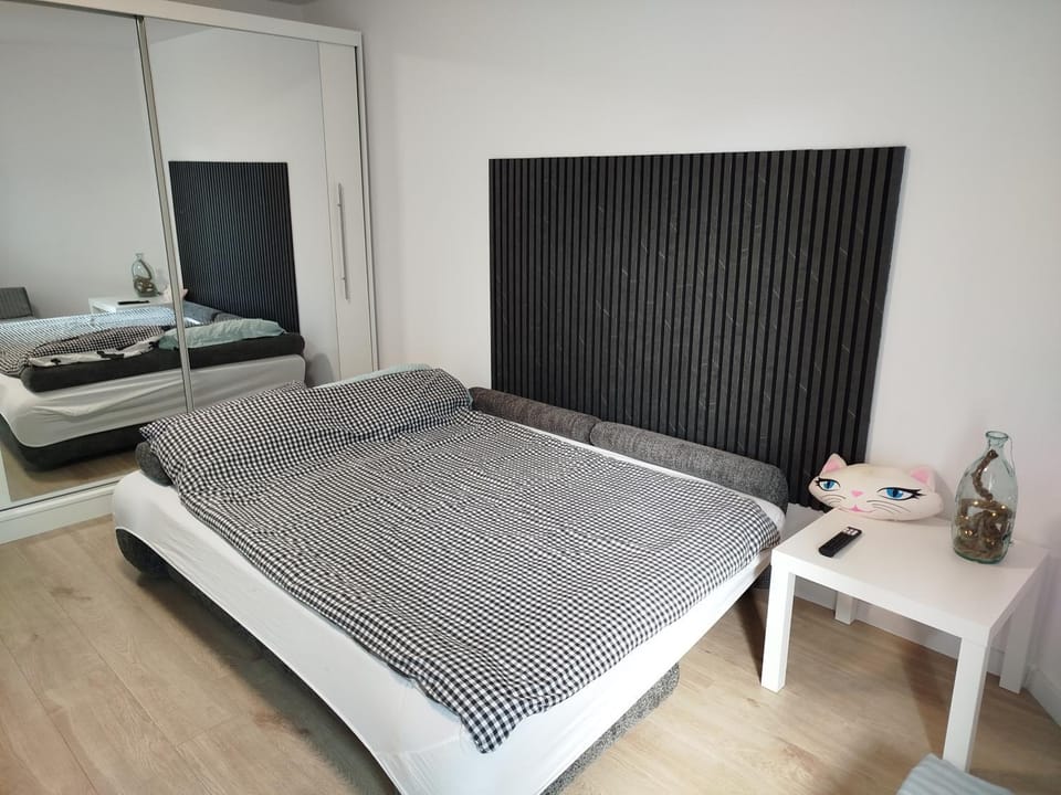 Grudziadz City Center M1-Apartamenty 42m WiFi Apartment in Poland