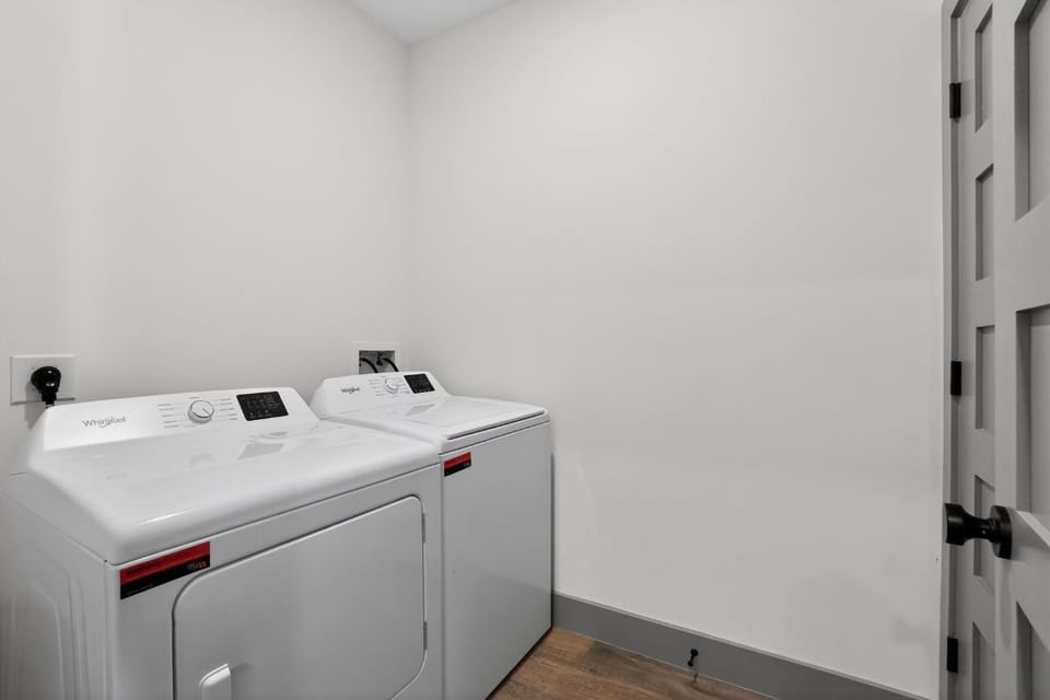 Modern 1-bedroom with upscale finishes open design Apartment in Austin