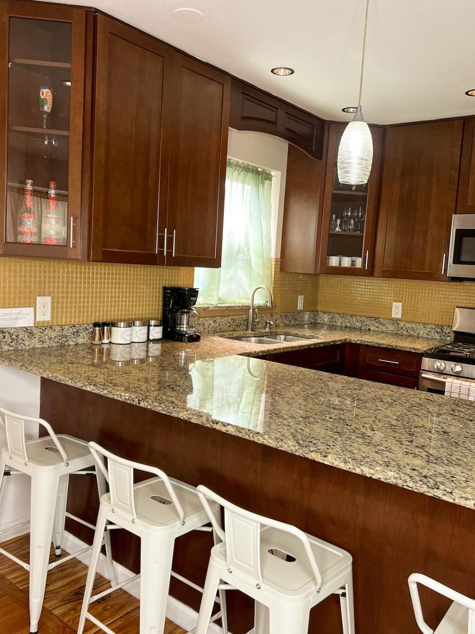 20 Minutes to Manhattan NYC - 3 BR, 2 BA Apartment Apartment in North Bergen
