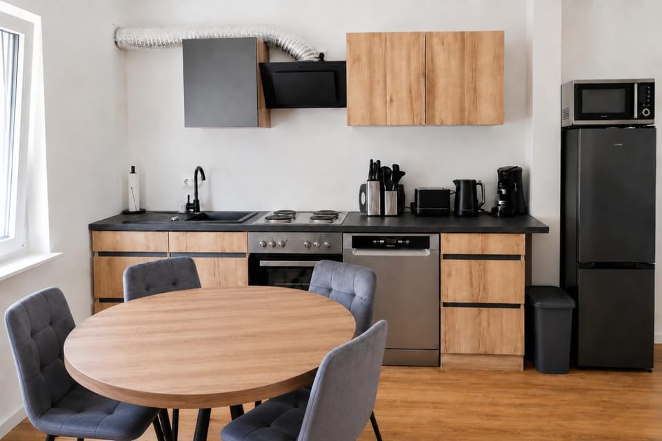 Kitchen or kitchenette, stove, kitchen, kitchen