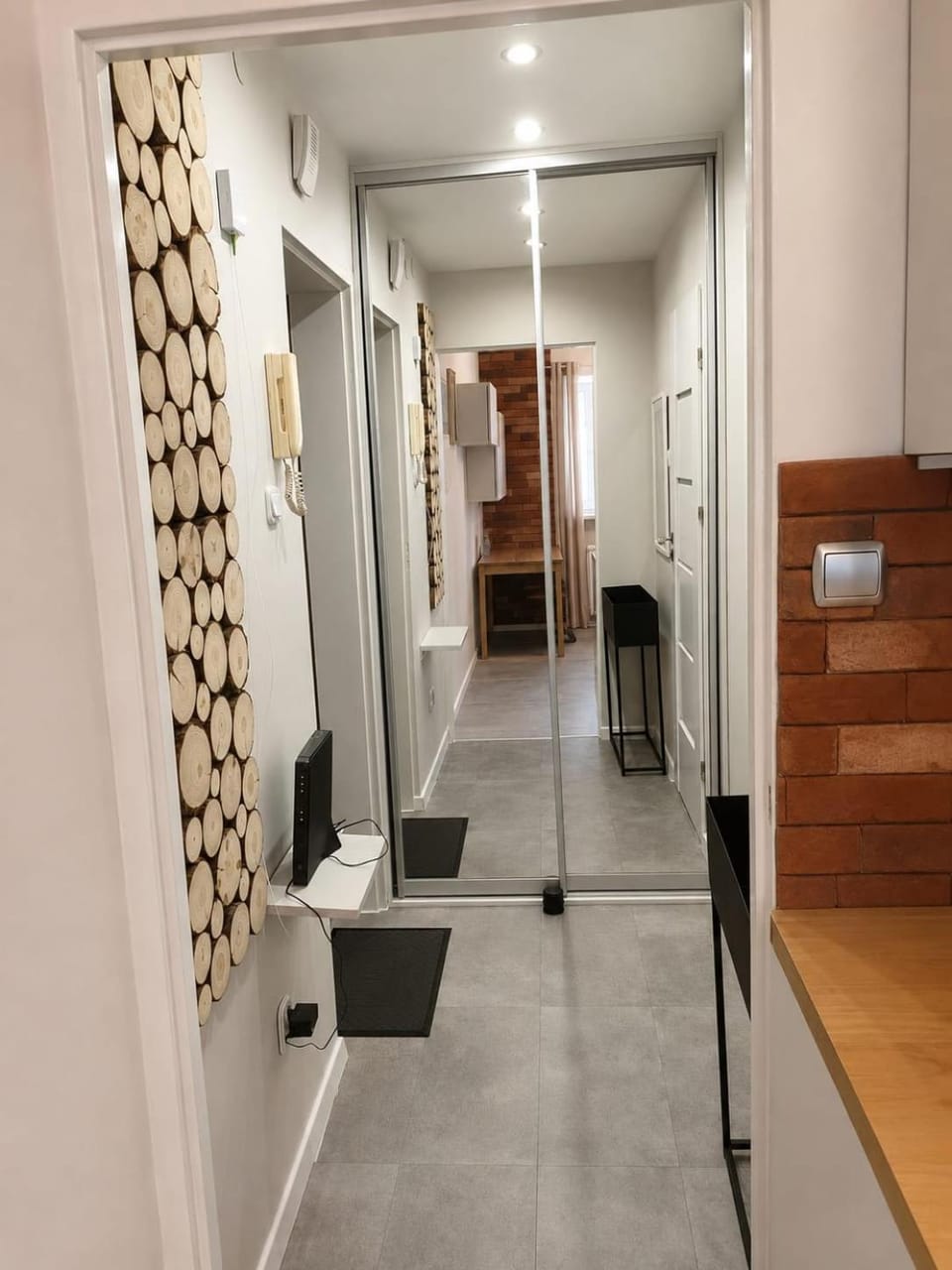 RosalieRose Cozy Corner Apartment in Masovian Voivodeship