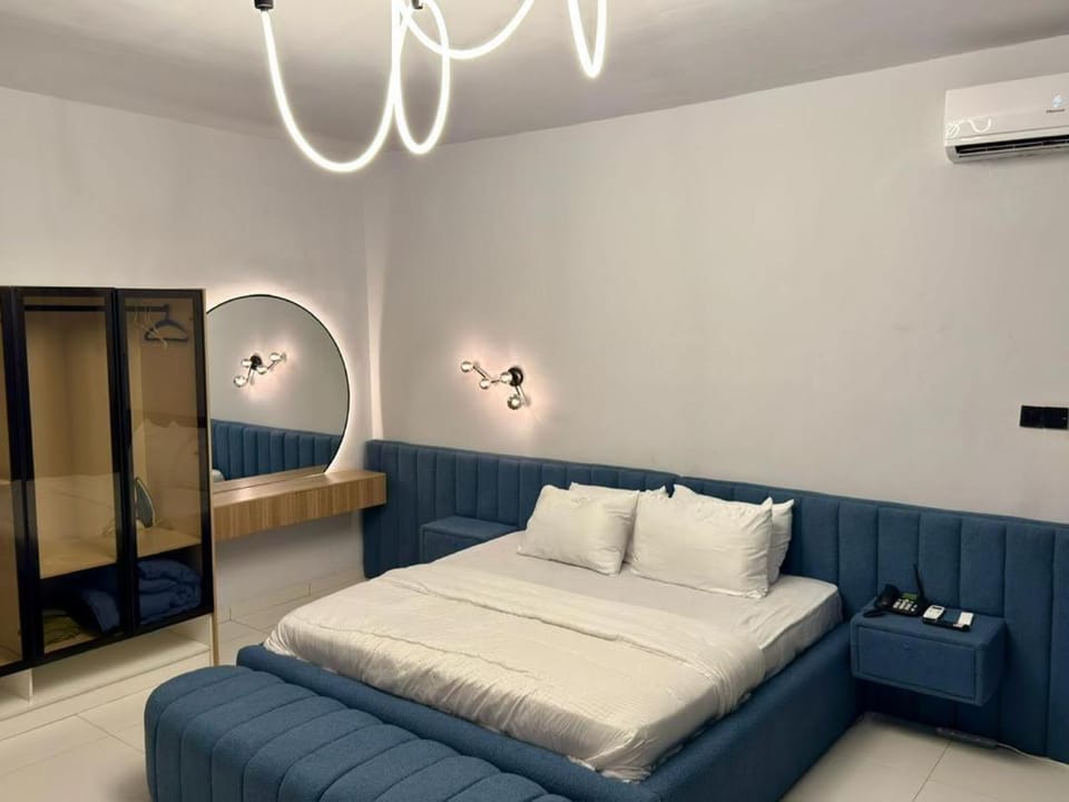 Pc Luxury 1 bedroom with pool Apartment in Lagos