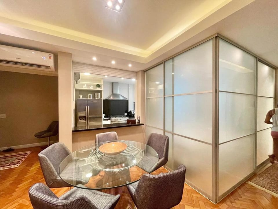 Lindo Leblon 3 quartos perto da praia com vaga Apartment in Rio de Janeiro